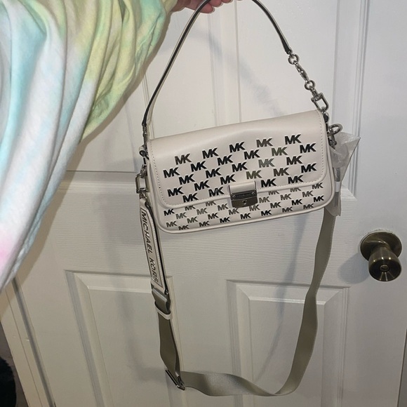 Michael Kors Purse - Picture 2 of 5